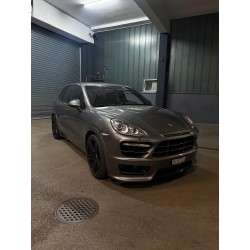 Porsche Cayenne in edler Sportoptik – Leder, Navi, schwarze Felgen, Allrad & starke Präsenz