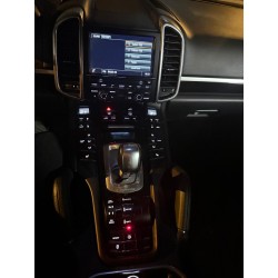 Porsche Cayenne in edler Sportoptik – Leder, Navi, schwarze Felgen, Allrad & starke Präsenz