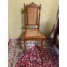 Antiker Holzstuhl mit Bast-/Rohrgeflecht – dekorativer Stuhl mit schönem Vintage-Charme