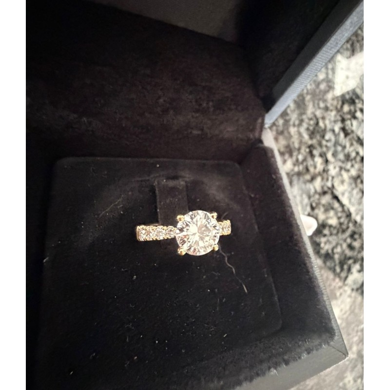 Hochwertiger 18K Naturdiamant-Ring mit 0.79ct & 0.43ct Brillanten – Feines Weiss / VS