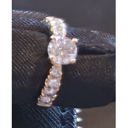 Hochwertiger 18K Naturdiamant-Ring mit 0.79ct & 0.43ct Brillanten – Feines Weiss / VS