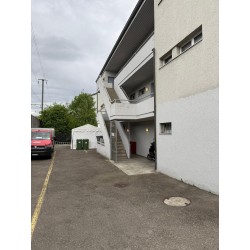 Schöne 1.5-Zimmer-Apartments in Dietikon zu vermieten – frisch renoviert, zentral gelegen, mit separatem Eingang