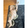 Antiker Putten-Engel mit Musikinstrument – dekorative Wandfigur im Barockstil