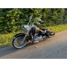 Harley-Davidson Road King – edler Custom-Bagger in Schwarz/Chrom