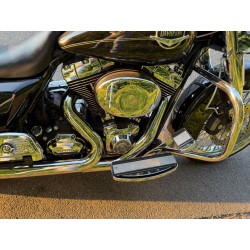 Harley-Davidson Road King – edler Custom-Bagger in Schwarz/Chrom